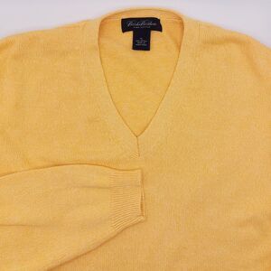 Brooks Brothers Pima Cotton V Neck Sweater Men's XL Yellow Long Sleeve Pullover